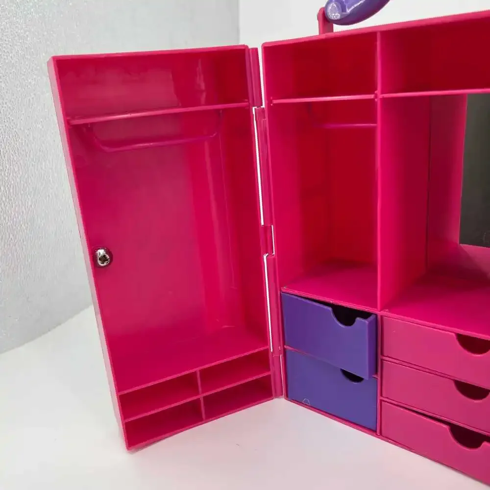 Vintage Mattel 1997 Pink Barbie Closet Trunk